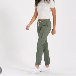 Vuori Women's Ripstop Pants